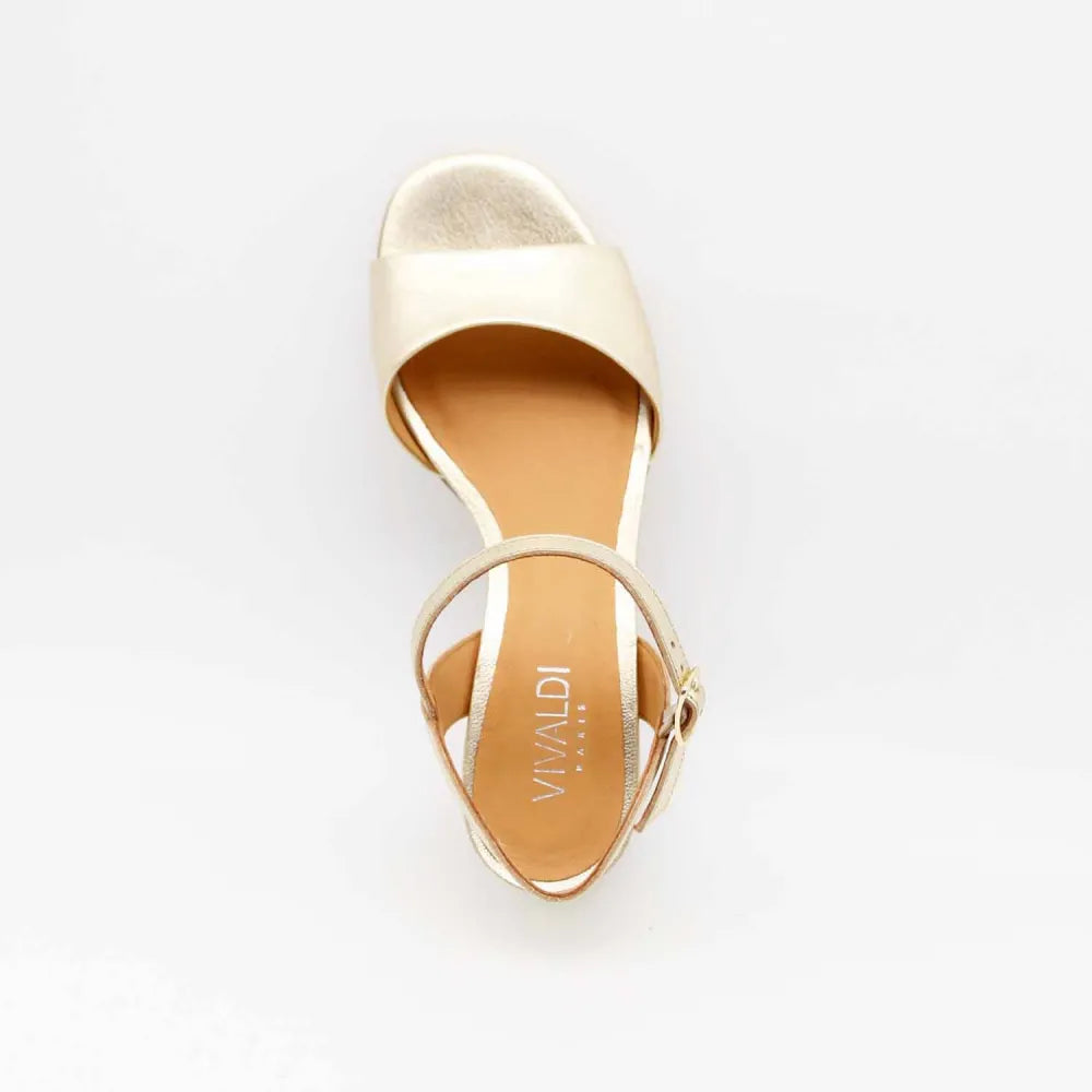 SANDALE SYRACUSE CUIR-METALLISÉ PLATINE